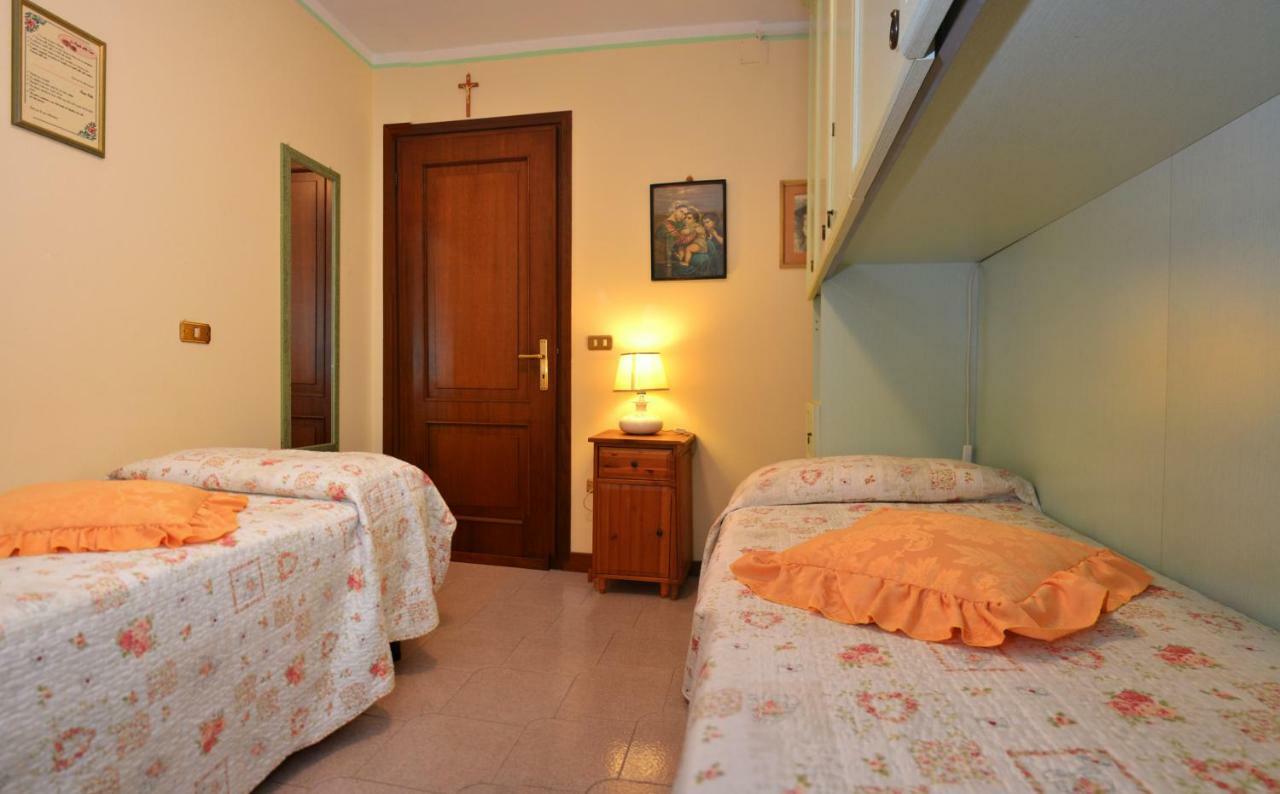 B&B Il Pavone 부세토 외부 사진