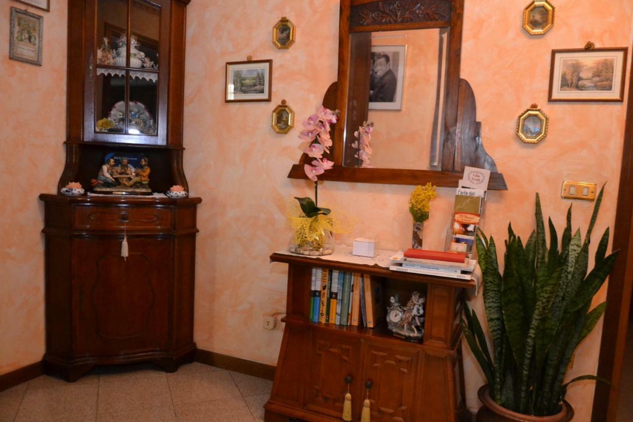 B&B Il Pavone 부세토 외부 사진